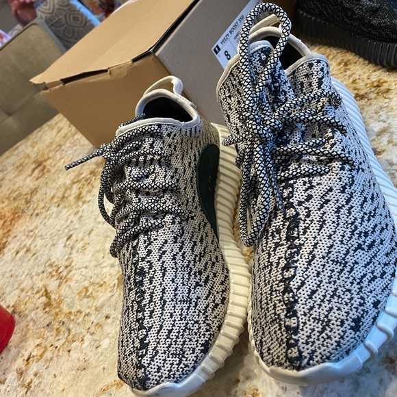 I wore these once and bought for 1500 main image 7